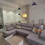 Haus Loft Center *